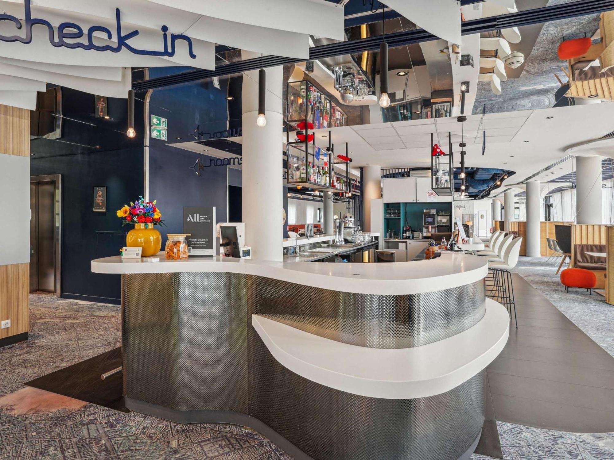 Ibis Styles Paris Orly Airport Hotel Paray-Vieille-Poste Exterior foto